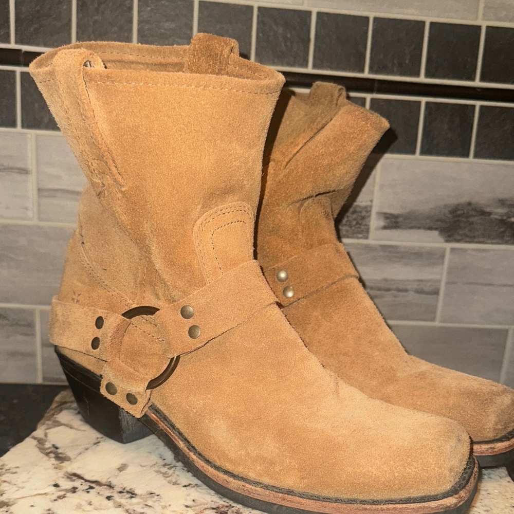 Women’s Frye Harness Boots - Picture 3 of 11